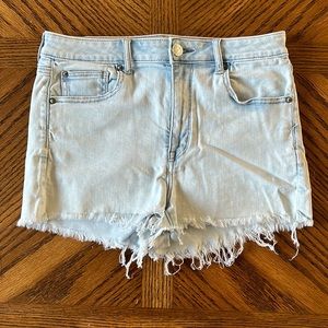 Light wash Jean shorts